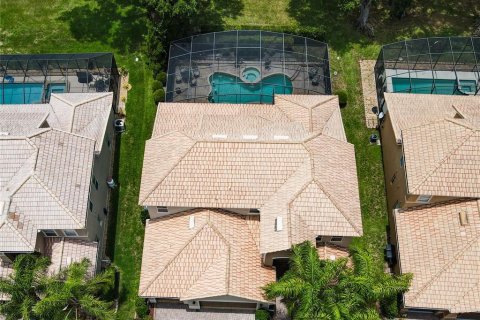 Villa ou maison à vendre à Kissimmee, Floride: 4 chambres, 347.64 m2 № 1260803 - photo 4