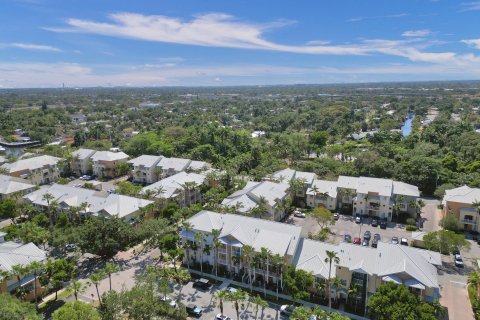 Condo in Fort Lauderdale, Florida, 1 bedroom  № 1136579 - photo 3