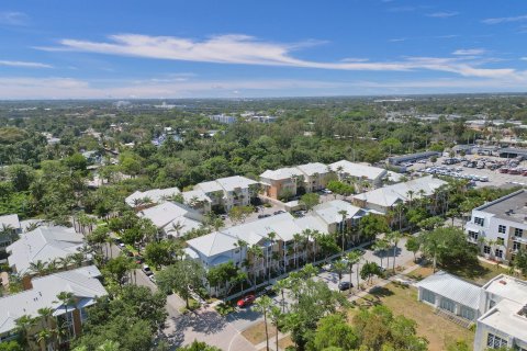 Condo in Fort Lauderdale, Florida, 1 bedroom  № 1136579 - photo 4