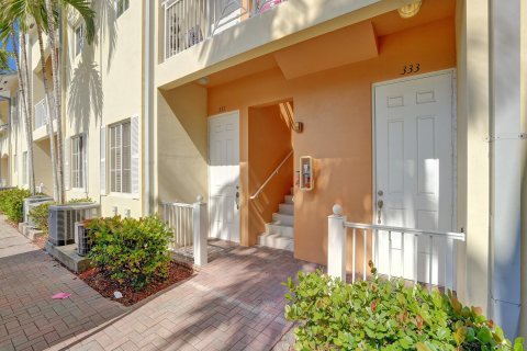 Condominio en venta en Fort Lauderdale, Florida, 1 dormitorio, 70.79 m2 № 1136579 - foto 7