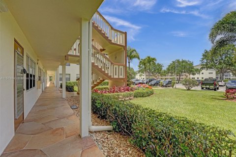 Copropriété à vendre à Boca Raton, Floride: 2 chambres, 78.04 m2 № 1151318 - photo 30