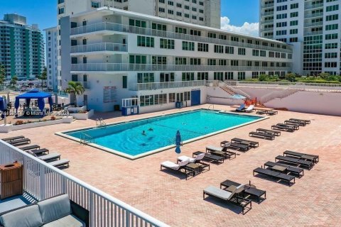 Studio in the Condo in Miami Beach, Florida  № 1147311 - photo 6