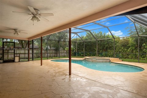 Casa en venta en Plantation, Florida, 4 dormitorios, 214.23 m2 № 1381732 - foto 30