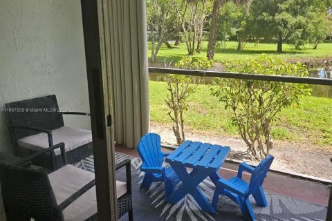 Condo in Plantation, Florida, 3 bedrooms  № 1386220 - photo 8