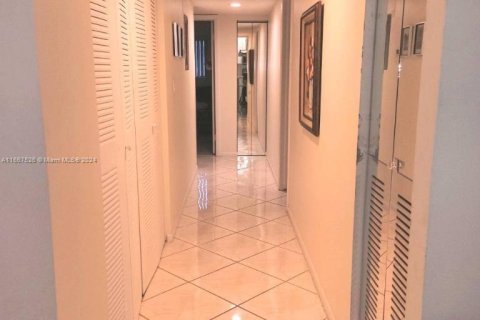 Condominio en venta en Tamarac, Florida, 2 dormitorios, 108.05 m2 № 1386219 - foto 6