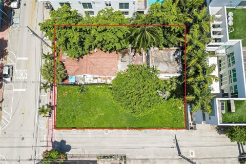 Terrain à vendre à Miami Beach, Floride № 176485 - photo 1