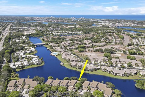 Condo in Jupiter, Florida, 3 bedrooms  № 1186279 - photo 17