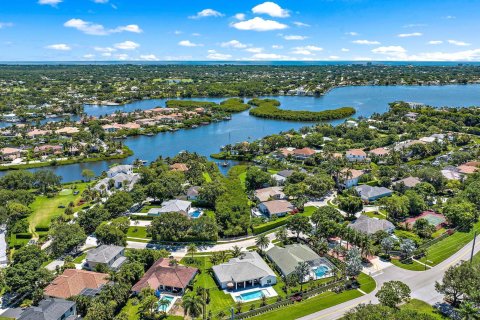 Villa ou maison à vendre à Jupiter, Floride: 4 chambres, 279.36 m2 № 1186310 - photo 8