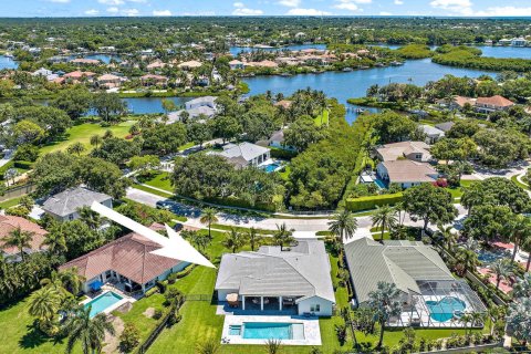 Villa ou maison à vendre à Jupiter, Floride: 4 chambres, 279.36 m2 № 1186310 - photo 4