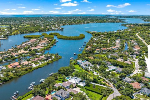 Villa ou maison à vendre à Jupiter, Floride: 4 chambres, 279.36 m2 № 1186310 - photo 6