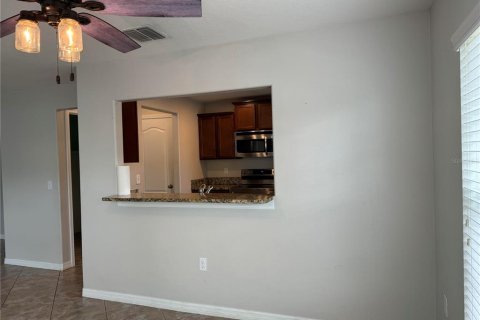 Townhouse in Trinity, Florida 3 bedrooms, 126.72 sq.m. № 1261843 - photo 12