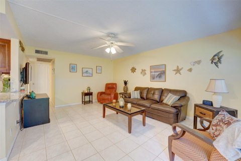 Condominio en venta en Deerfield Beach, Florida, 2 dormitorios, 76.92 m2 № 941247 - foto 26