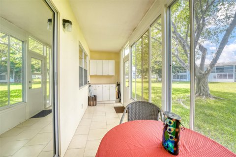 Condominio en venta en Deerfield Beach, Florida, 2 dormitorios, 76.92 m2 № 941247 - foto 8
