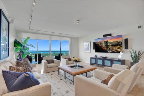 Condo in Aventura, Florida, 2 bedrooms  № 1176348 - photo 30