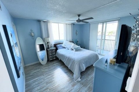 Condo in Boynton Beach, Florida, 2 bedrooms  № 788222 - photo 15