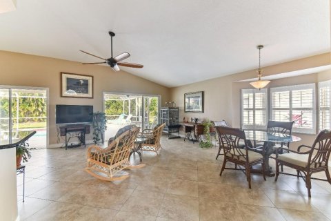 Villa ou maison à vendre à Punta Gorda, Floride: 2 chambres, 116.13 m2 № 1107764 - photo 8