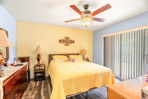 Condo in Stuart, Florida, 2 bedrooms  № 1186515 - photo 17