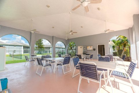 Copropriété à vendre à Stuart, Floride: 2 chambres, 111.48 m2 № 1186515 - photo 4