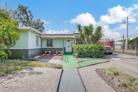 Villa ou maison à vendre à Miami Gardens, Floride: 4 chambres, 244.15 m2 № 1224109 - photo 22