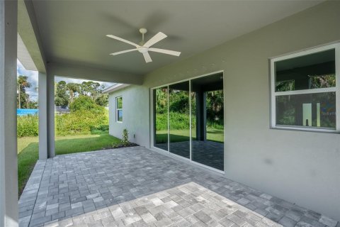 Villa ou maison à vendre à Port Charlotte, Floride: 4 chambres, 225.38 m2 № 1340661 - photo 24