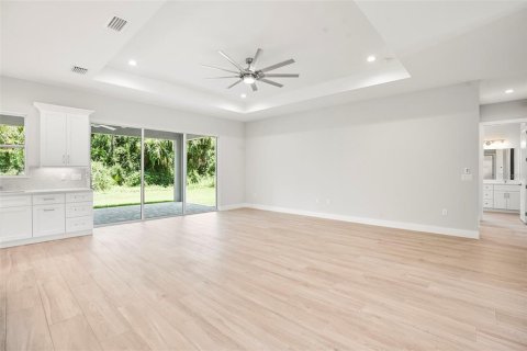 Villa ou maison à vendre à Port Charlotte, Floride: 4 chambres, 225.38 m2 № 1340661 - photo 6