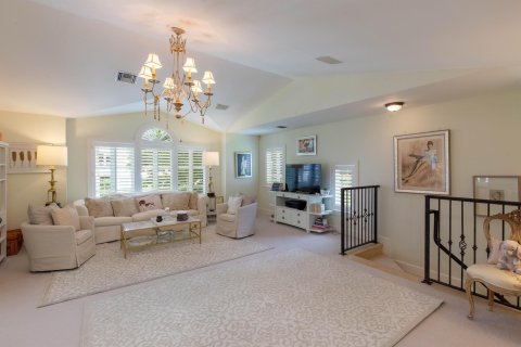 House in Wellington, Florida 6 bedrooms, 746.28 sq.m. № 42102 - photo 2