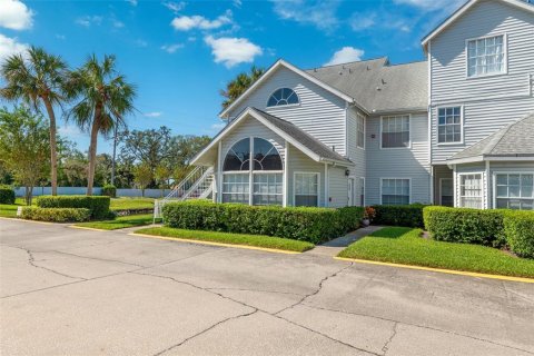 Condo in Tampa, Florida, 2 bedrooms  № 1421241 - photo 2