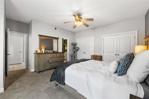 Condo in Tampa, Florida, 2 bedrooms  № 1421241 - photo 18