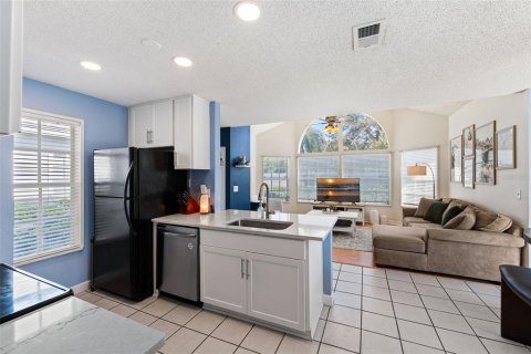 Condo in Tampa, Florida, 2 bedrooms  № 1421241 - photo 14