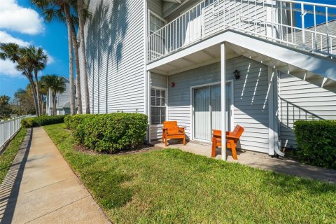 Condo in Tampa, Florida, 2 bedrooms  № 1421241 - photo 26