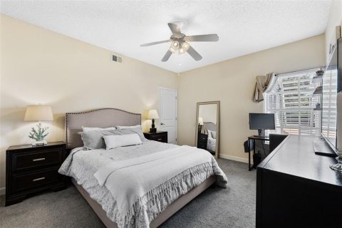 Condo in Tampa, Florida, 2 bedrooms  № 1421241 - photo 23