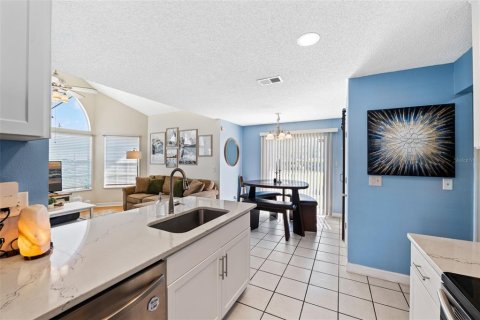 Condo in Tampa, Florida, 2 bedrooms  № 1421241 - photo 15