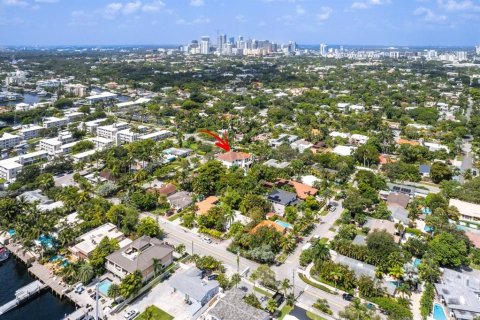 House in Fort Lauderdale, Florida 4 bedrooms, 389.26 sq.m. № 636735 - photo 3