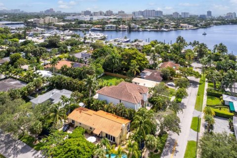 Casa en venta en Fort Lauderdale, Florida, 4 dormitorios, 389.26 m2 № 636735 - foto 6