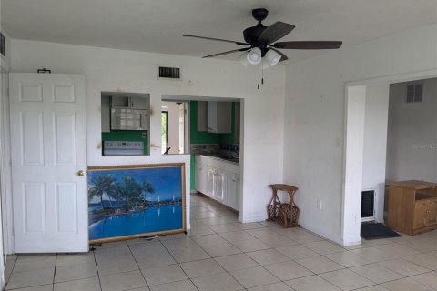 House in North Port, Florida 4 bedrooms, 169.08 sq.m. № 1392996 - photo 7