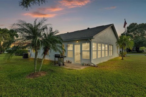 Villa ou maison à vendre à Lakeland, Floride: 2 chambres, 137.87 m2 № 1381463 - photo 2