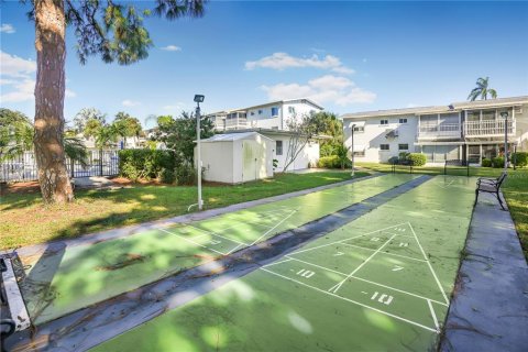 Condo in Bradenton, Florida, 1 bedroom  № 1381460 - photo 9