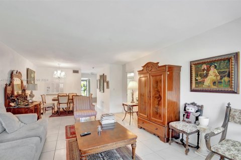 Condominio en venta en South Palm Beach, Florida, 2 dormitorios, 104.14 m2 № 1238372 - foto 6