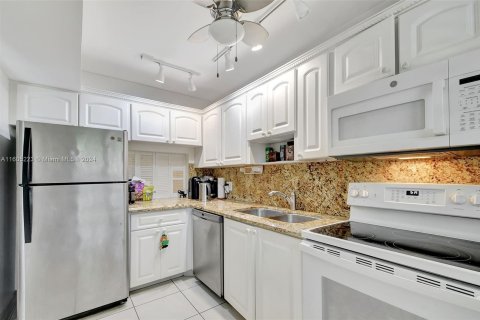 Condominio en venta en South Palm Beach, Florida, 2 dormitorios, 104.14 m2 № 1238372 - foto 10