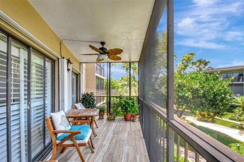 Condominio en venta en South Palm Beach, Florida, 2 dormitorios, 104.14 m2 № 1238372 - foto 2