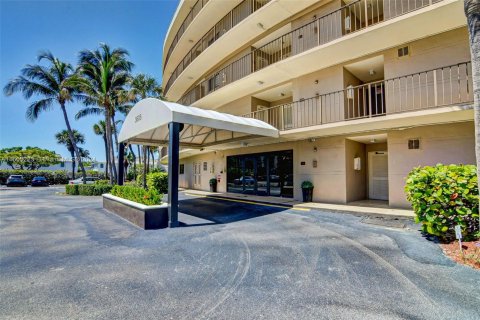 Condominio en venta en South Palm Beach, Florida, 2 dormitorios, 104.14 m2 № 1238372 - foto 24