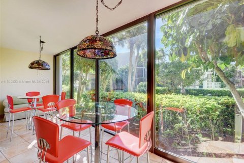 Condominio en venta en South Palm Beach, Florida, 2 dormitorios, 104.14 m2 № 1238372 - foto 27