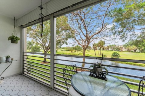 Condominio en venta en Coconut Creek, Florida, 2 dormitorios, 107.95 m2 № 1093041 - foto 3