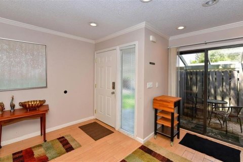 Copropriété à louer à Sarasota, Floride: 2 chambres, 102.19 m2 № 215800 - photo 8