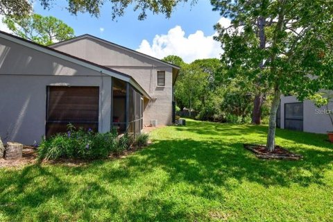 Copropriété à louer à Sarasota, Floride: 2 chambres, 102.19 m2 № 215800 - photo 7