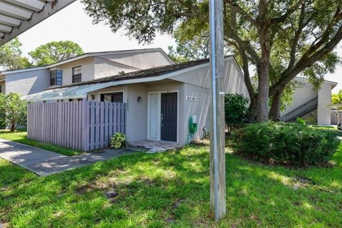 Copropriété à louer à Sarasota, Floride: 2 chambres, 102.19 m2 № 215800 - photo 4