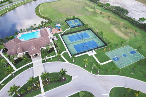 Casa en venta en Fort Myers, Florida, 3 dormitorios, 172.05 m2 № 1188543 - foto 3