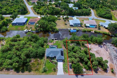 Terreno en venta en Port Charlotte, Florida № 1306533 - foto 1