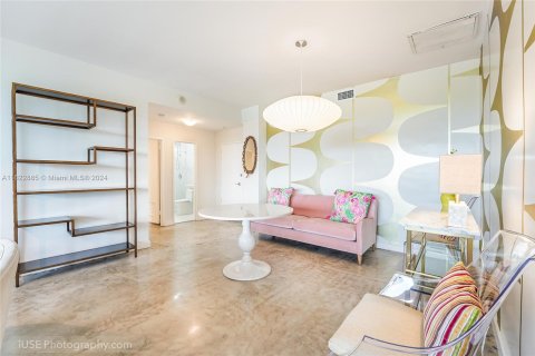 Copropriété à vendre à Miami Beach, Floride: 1 chambre, 119.19 m2 № 1271137 - photo 14