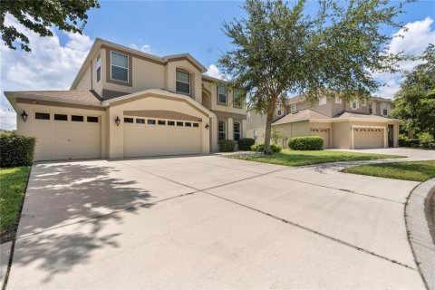 Villa ou maison à vendre à Land O' Lakes, Floride: 5 chambres, 314.94 m2 № 1317979 - photo 2